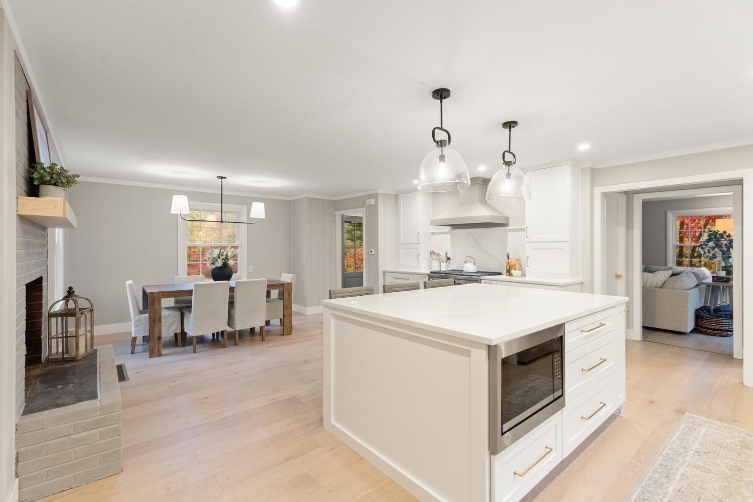 124 Hillside Rd, North Andover, MA, 124 Hillside Rd, North Andover, MA Photo #6