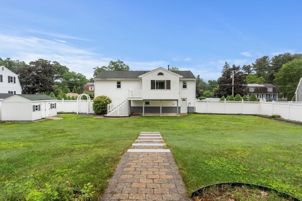 17 Nolte Rd