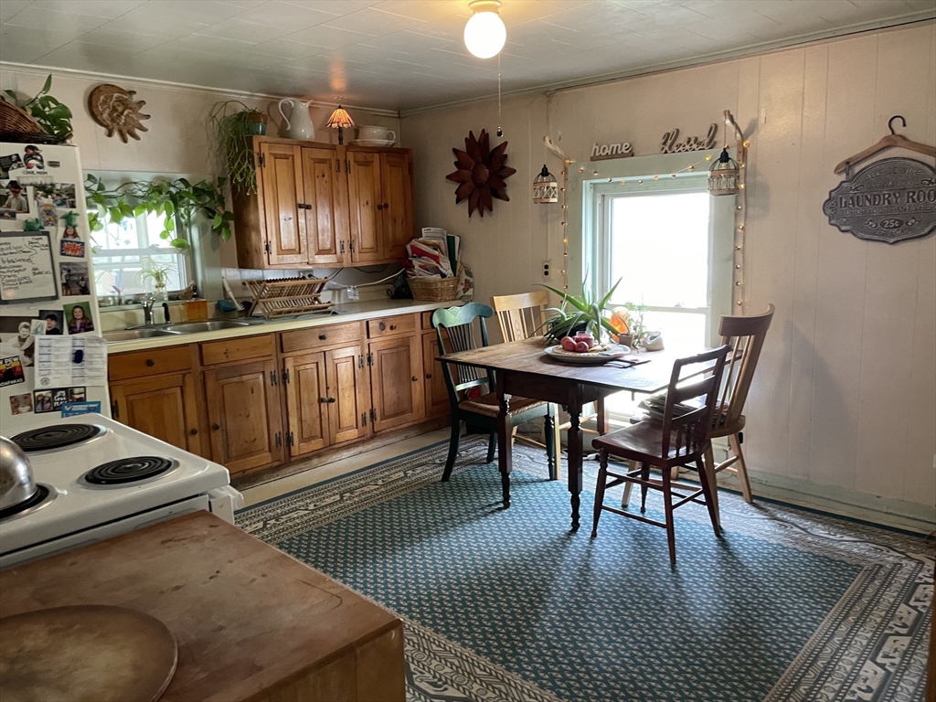 2 Franklin Street, Buckland, MA Photo #23