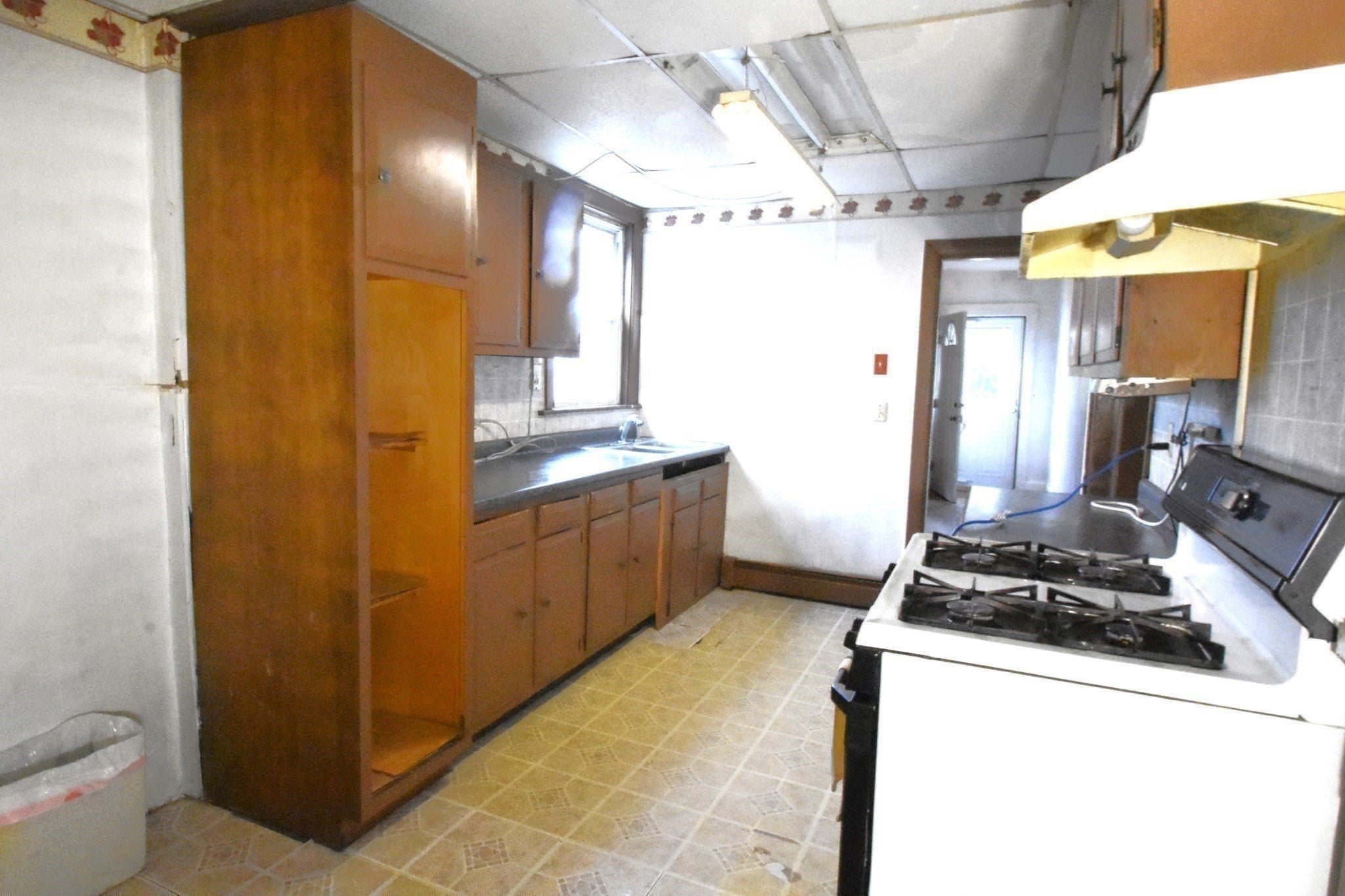 494 Elliott Street, Beverly, MA, 494 Elliott Street, Beverly, MA Photo #7