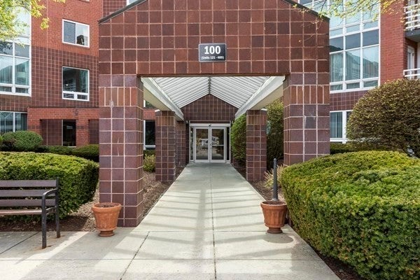 321 Place Ln #321, Woburn, MA Photo #26