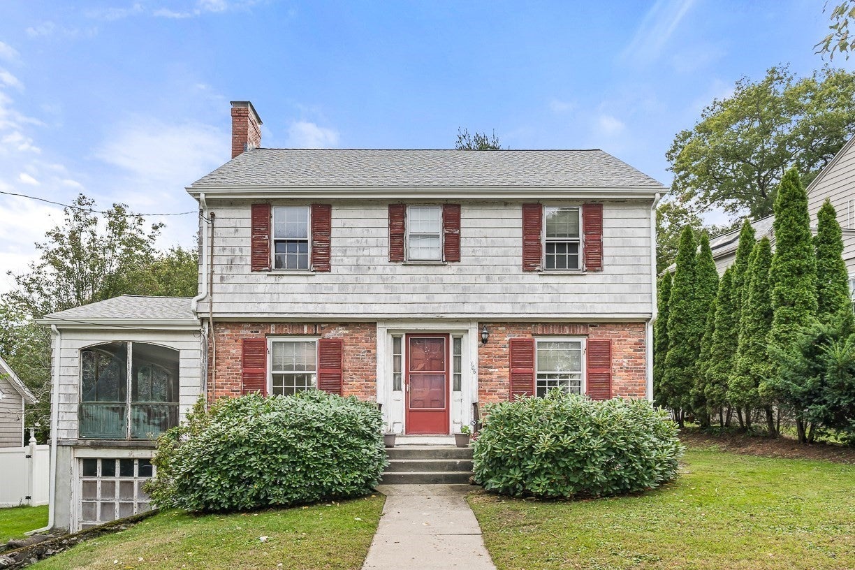 Photo of 106 Walnut Hill Rd, Newton, MA