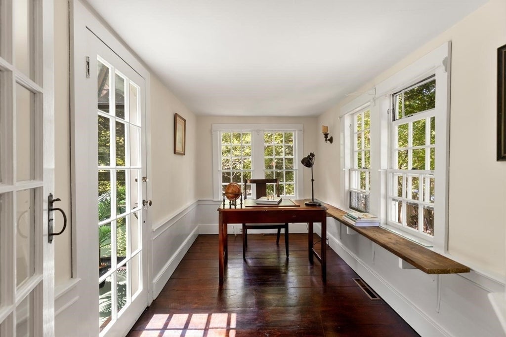 106 High St, Ipswich, MA, 106 High St, Ipswich, MA Photo #11