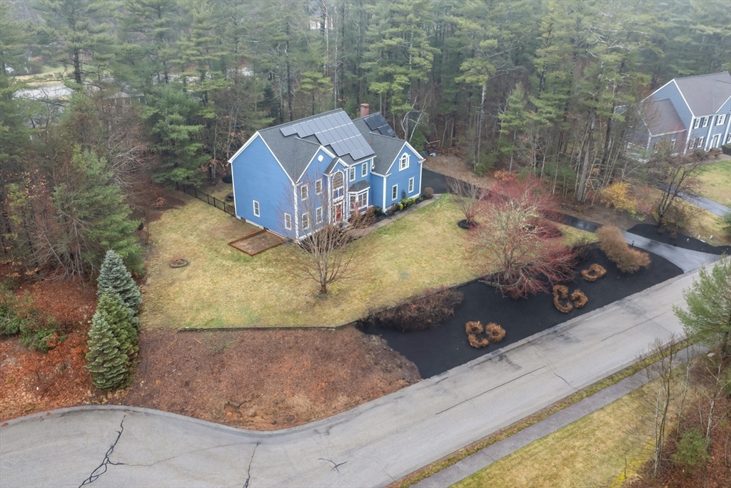 15 Hemlock St