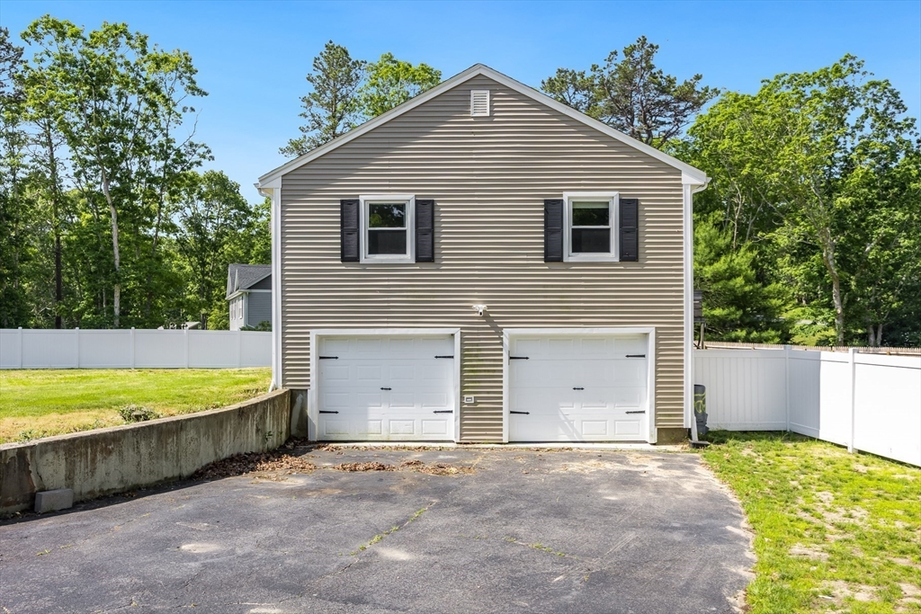 9 Meredith Rd