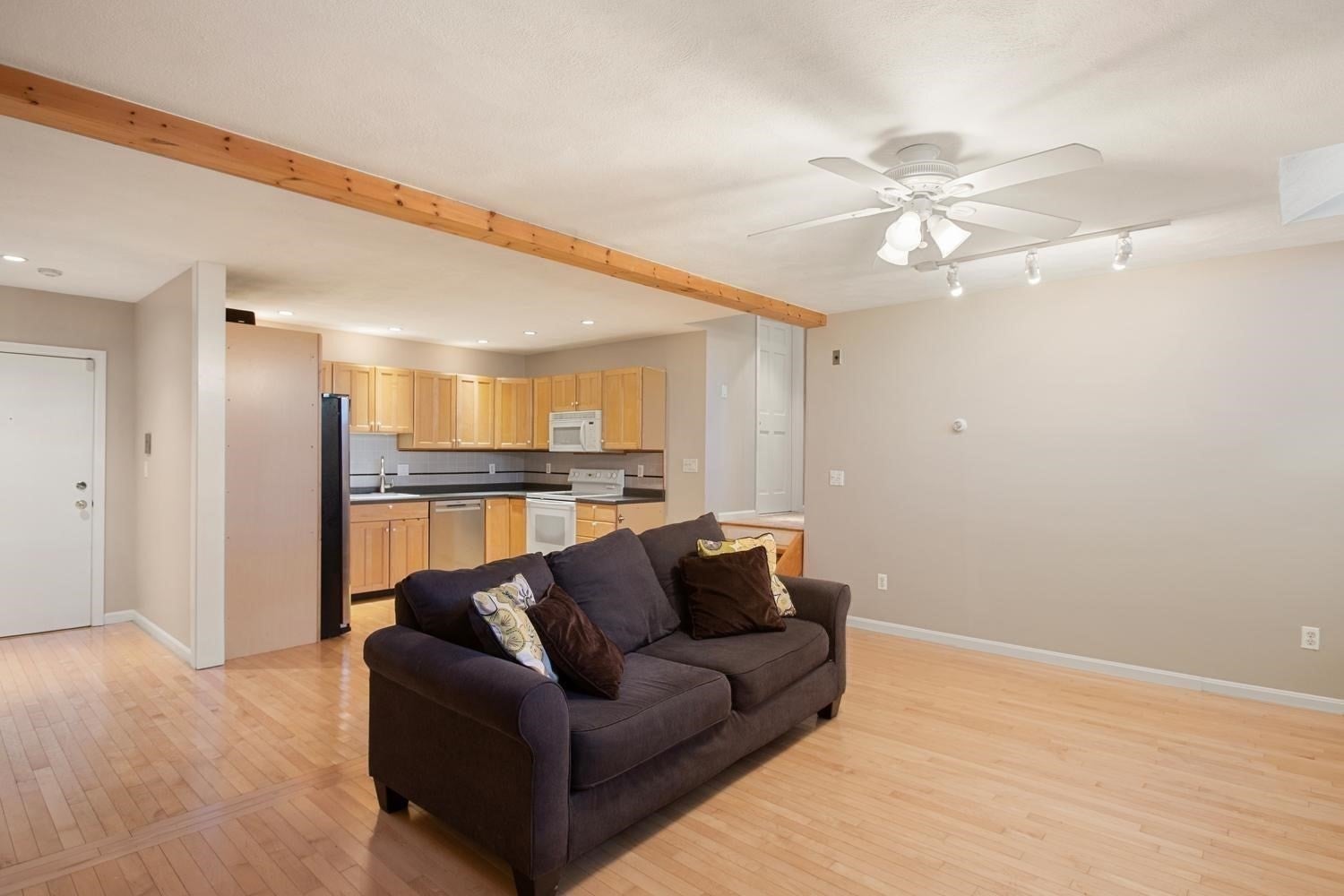663 Boston St #1, Lynn, MA, 663 Boston St #1, Lynn, MA Photo #9