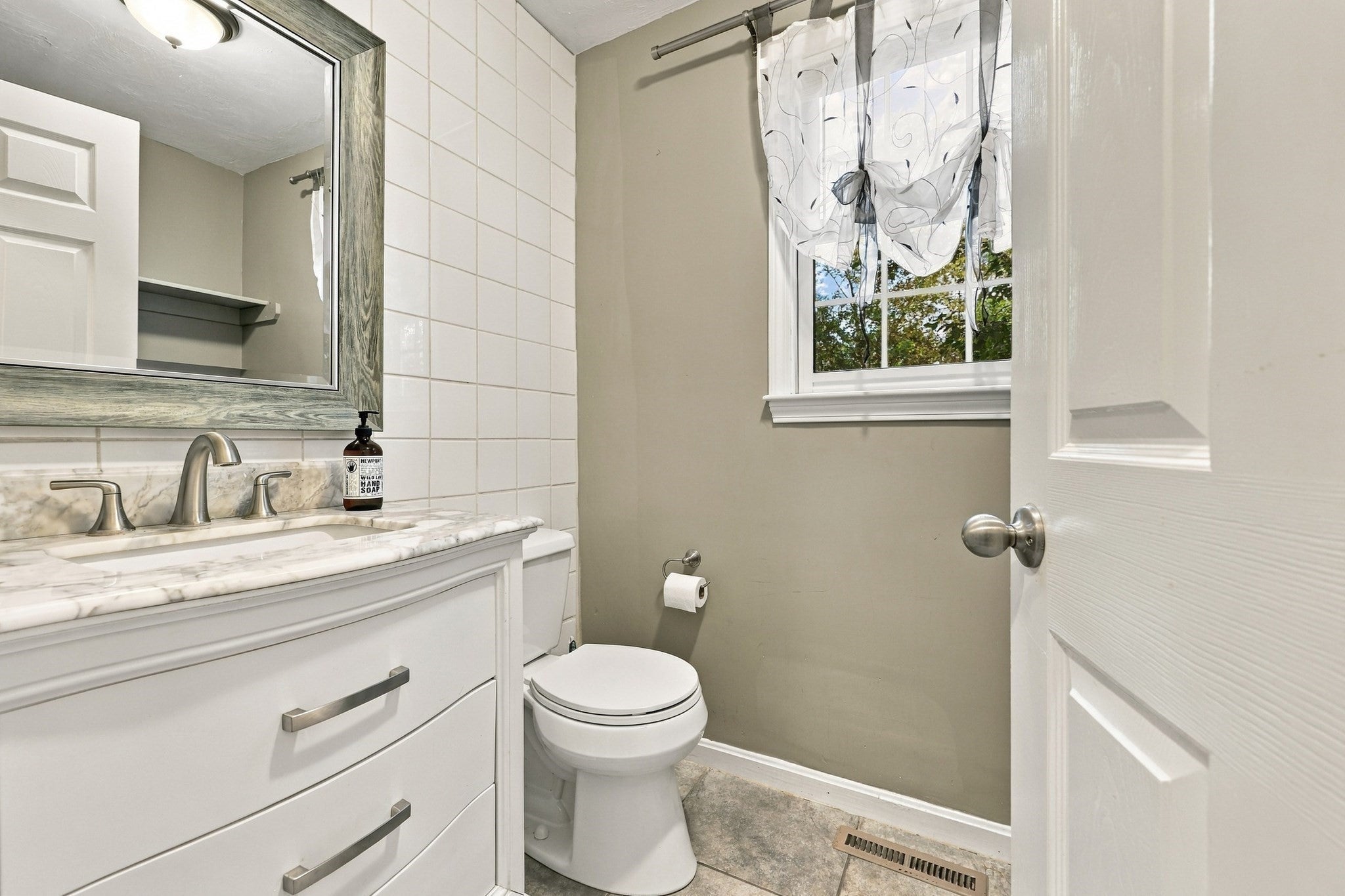 26 Hooksett Circle, Medway, MA, 26 Hooksett Circle, Medway, MA Photo #15
