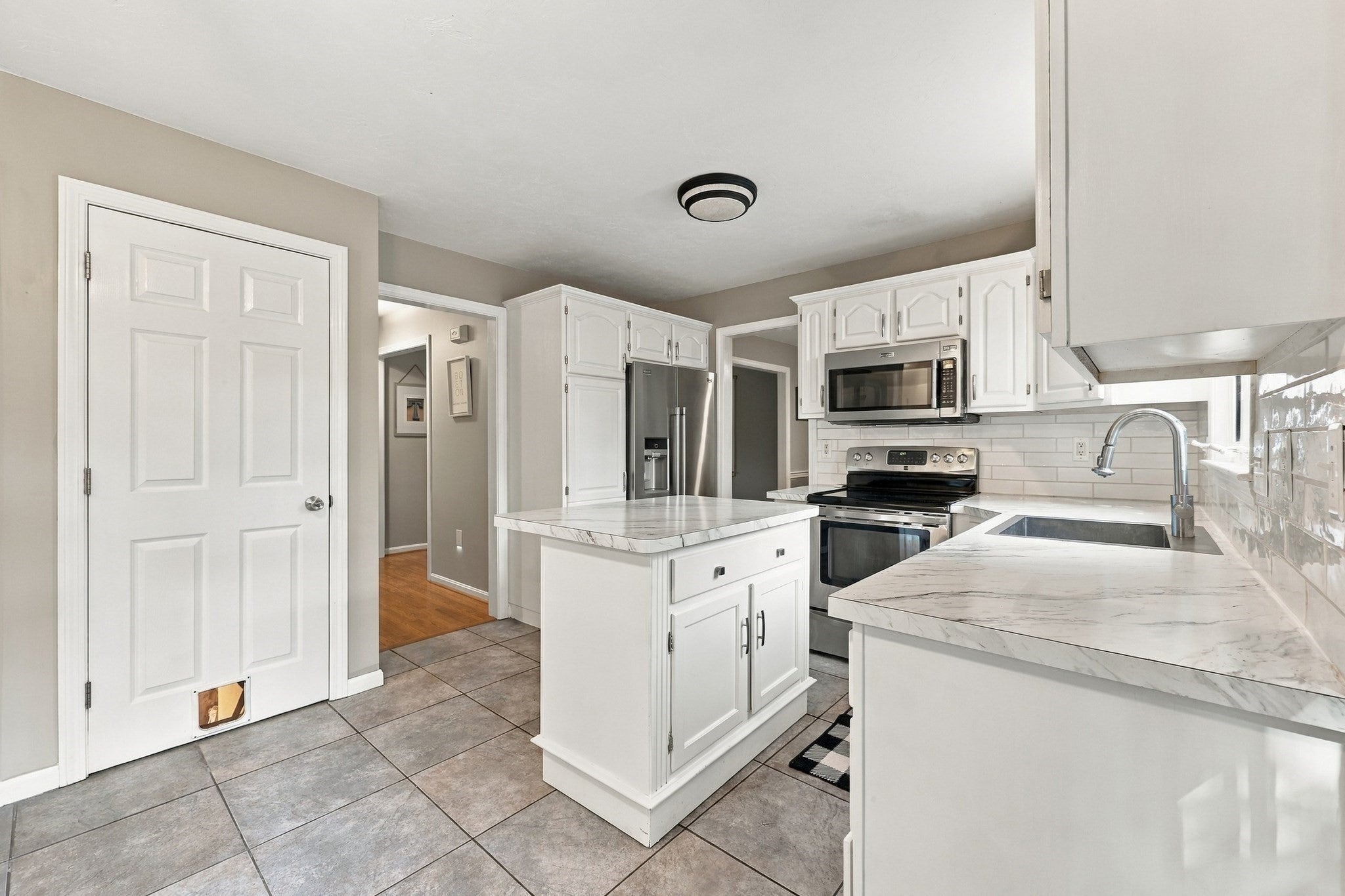 26 Hooksett Circle, Medway, MA, 26 Hooksett Circle, Medway, MA Photo #10