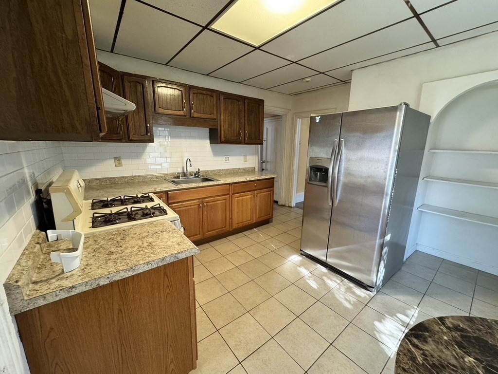 156 Billiings St #1, Quincy, MA Photo #2