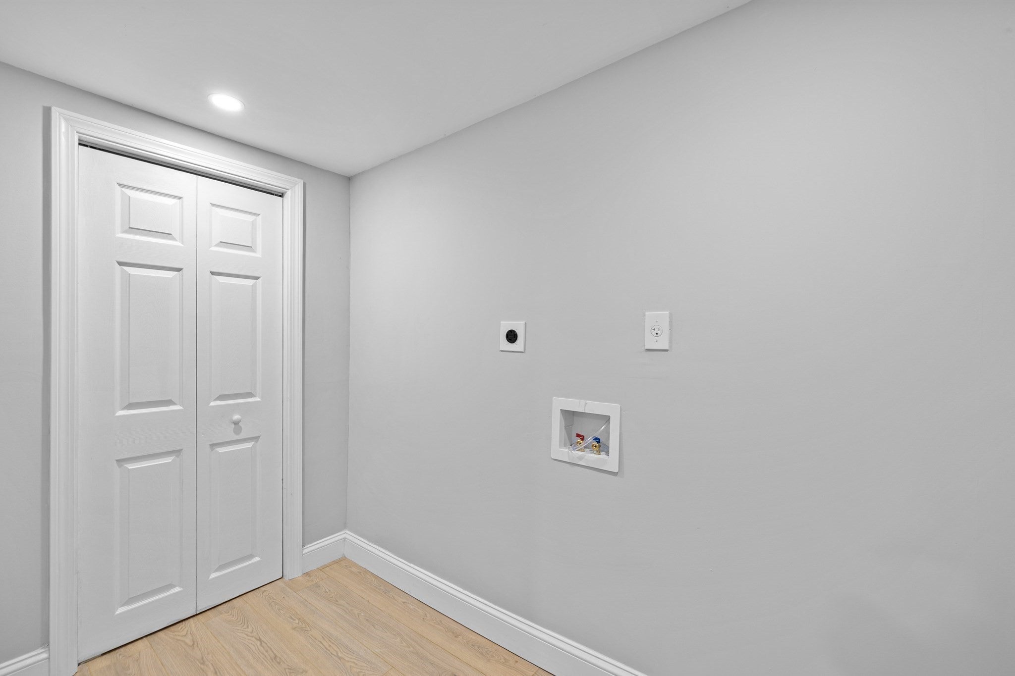9 Walden Pond Ave, Saugus, MA, 9 Walden Pond Ave, Saugus, MA Photo #34