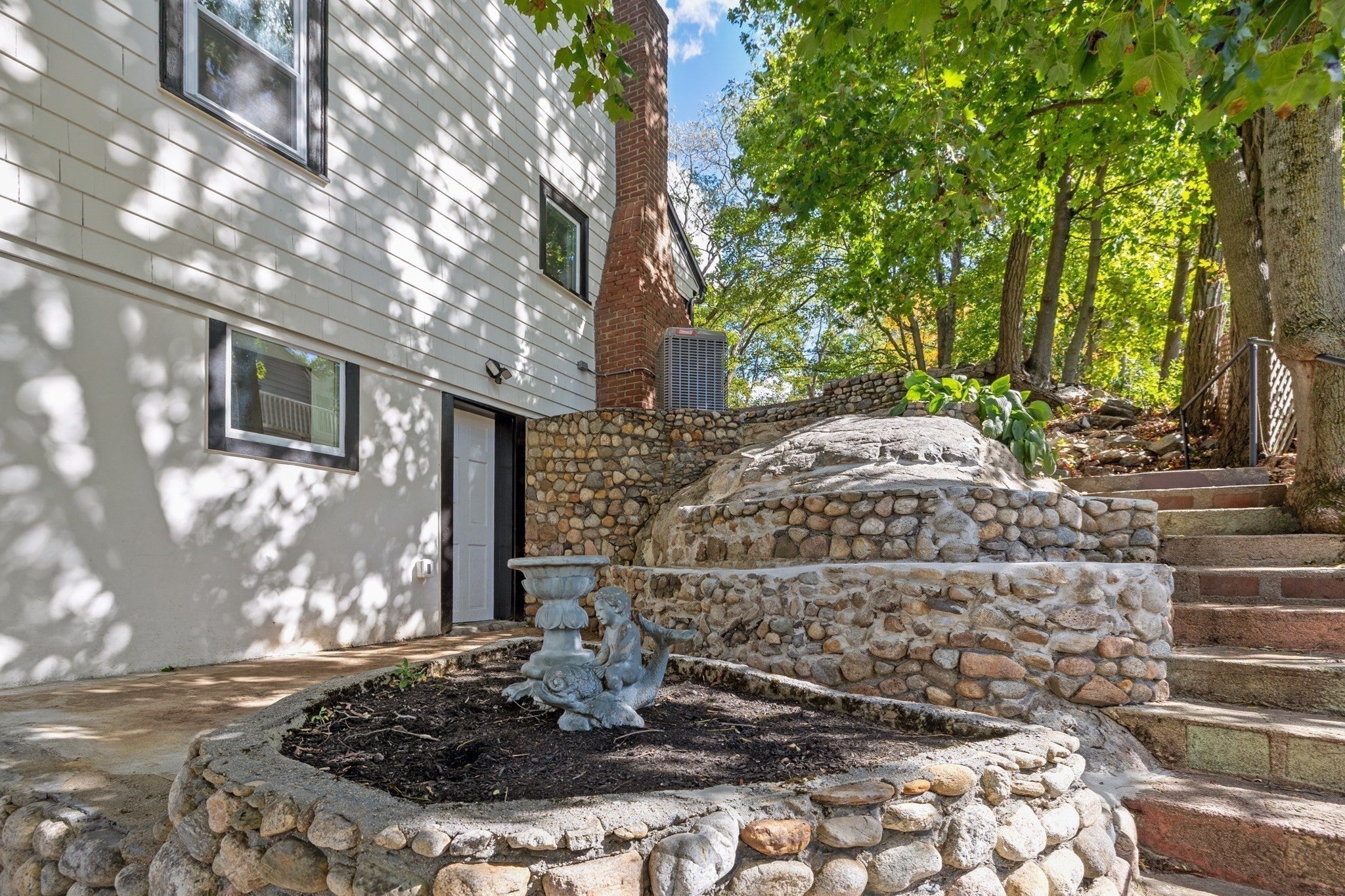9 Walden Pond Ave, Saugus, MA, 9 Walden Pond Ave, Saugus, MA Photo #36
