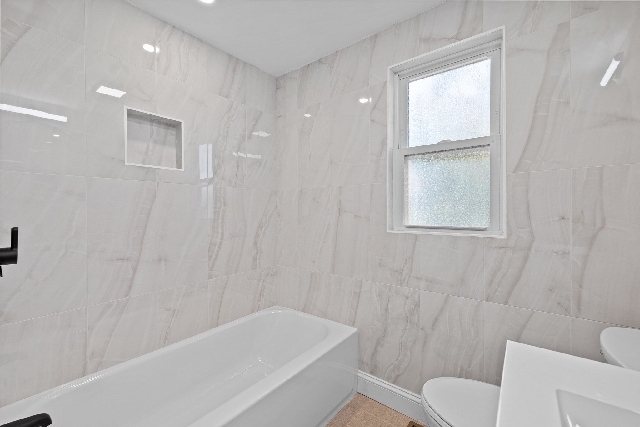 9 Walden Pond Ave, Saugus, MA, 9 Walden Pond Ave, Saugus, MA Photo #27