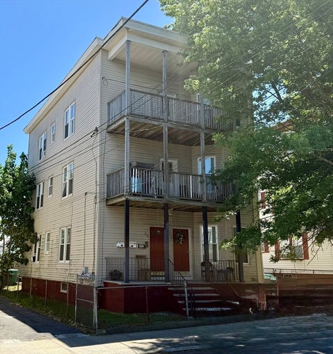 Photo of 28-30 Hollingsworth St, Lynn, MA 01902 (MLS # 73535797)