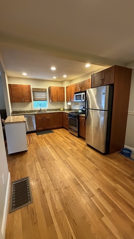 7 Thorndike Terrace 1