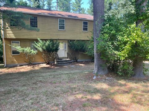 14 Snyder Road Medfield MA 02052