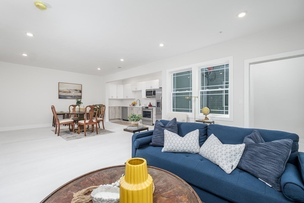 1540 N Shore Road 301