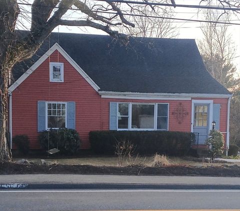 207 Topsfield Rd Wenham MA 01984
