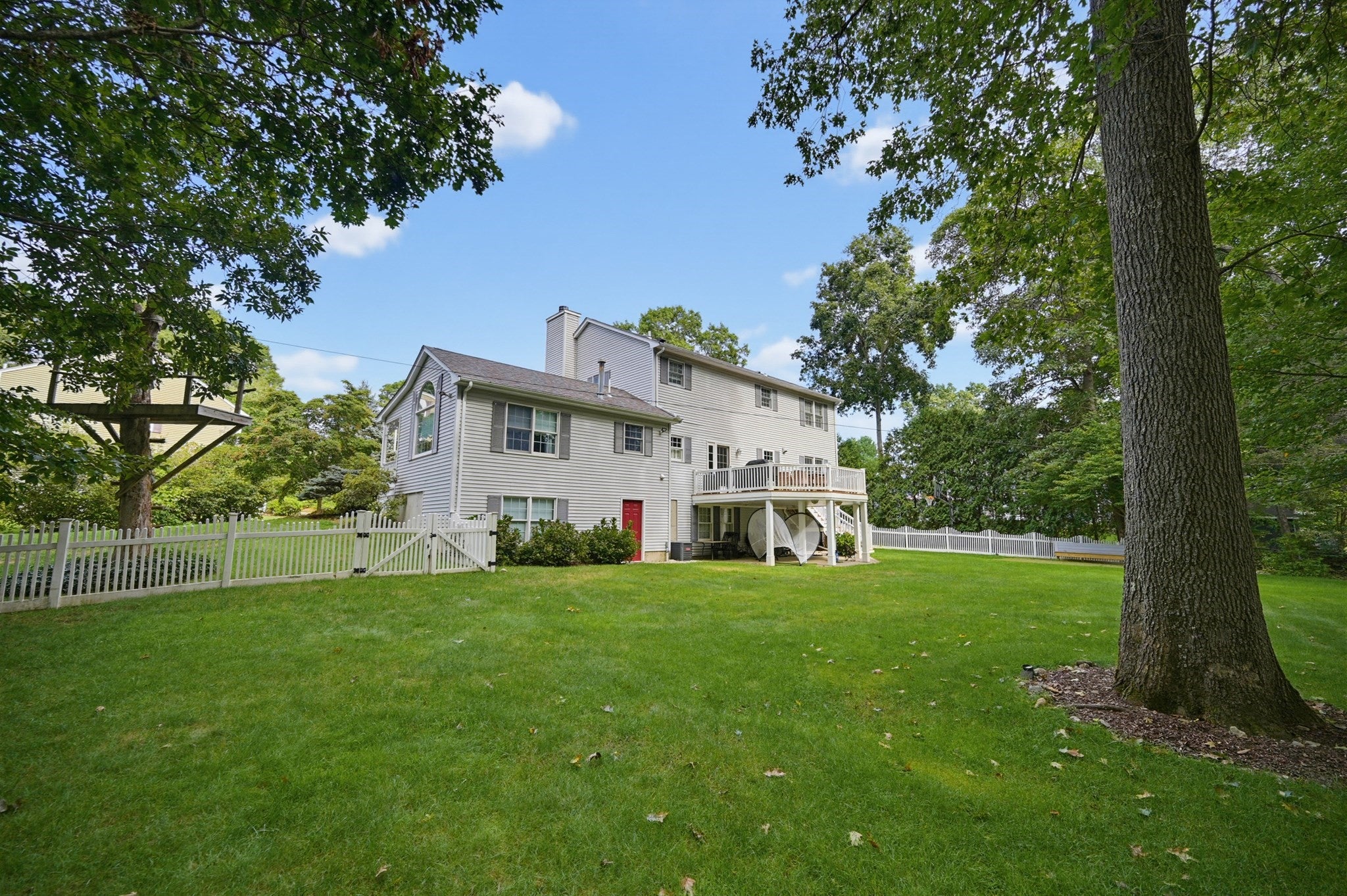 120 Hailes Hill Rd, Swansea, MA, 120 Hailes Hill Rd, Swansea, MA Photo #3