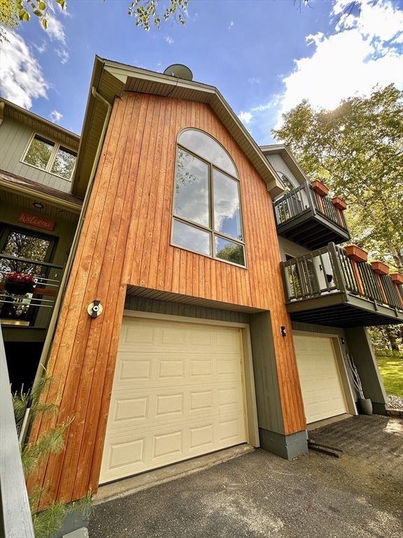 14 Laurel Ridge Drive