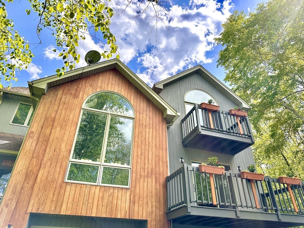 14 Laurel Ridge Drive