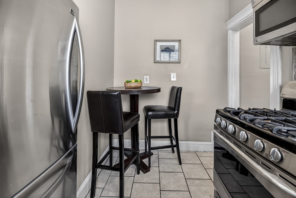 60 Charlesgate E 106