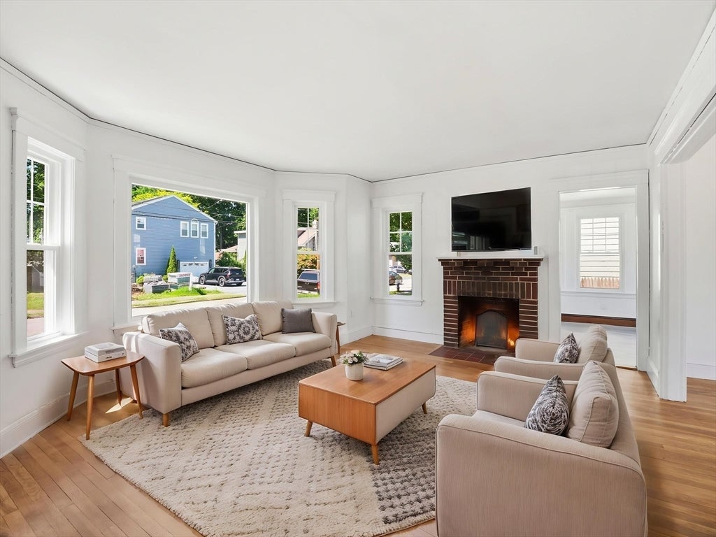 34 Burdette Ave