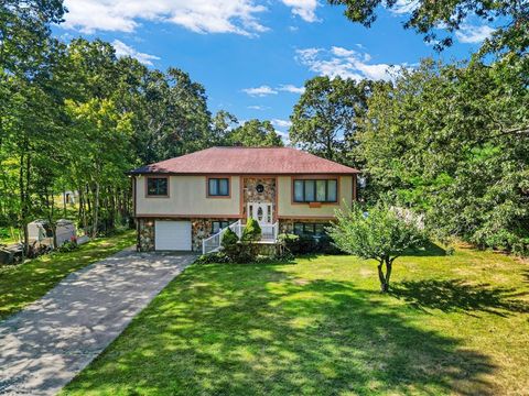 1174 Old Fall River Rd. Dartmouth MA 02747