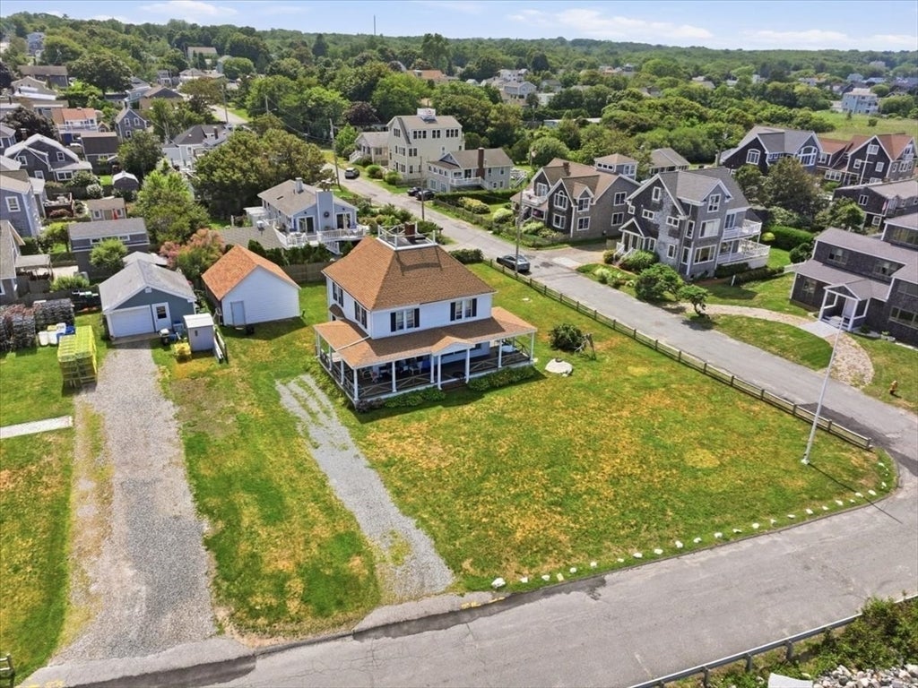 9 Seaside Rd