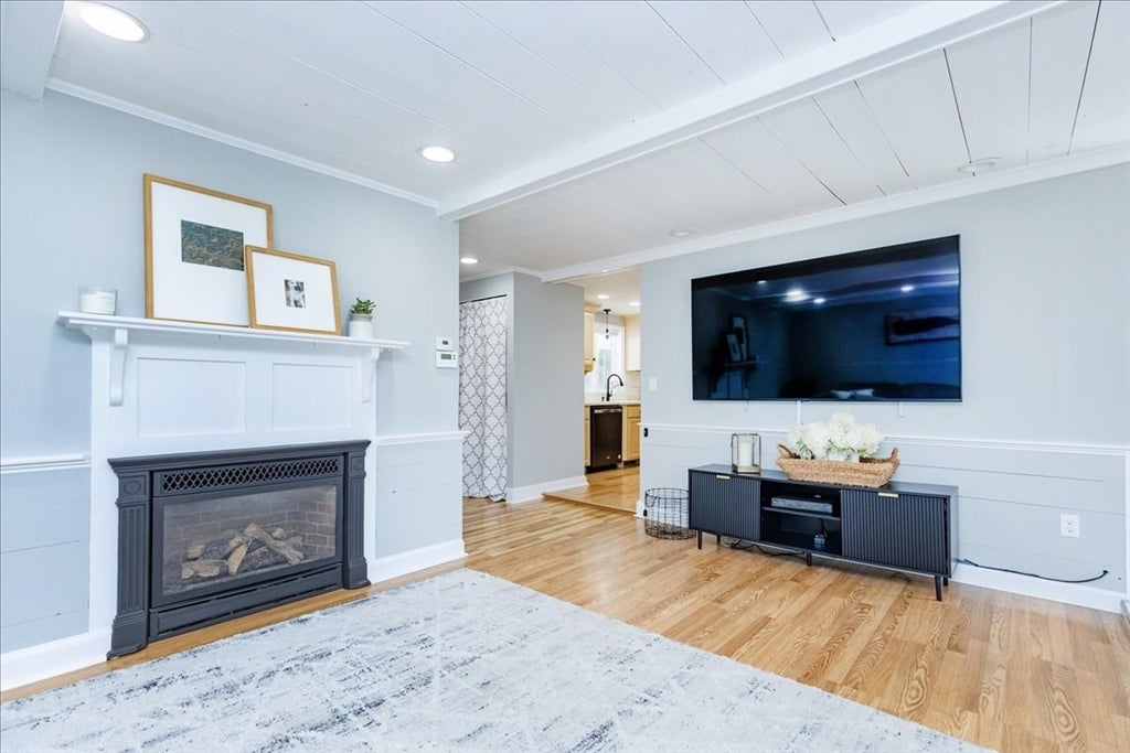 9 Massachusetts Ave, Danvers, MA, 9 Massachusetts Ave, Danvers, MA Photo #7