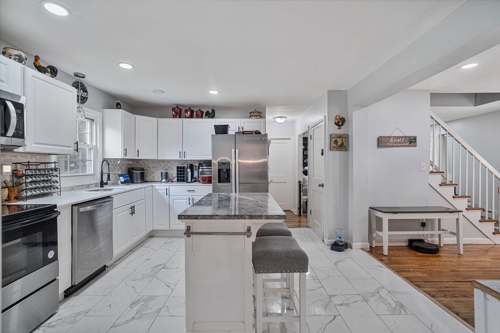281 Newton Rd, Springfield, MA, 281 Newton Rd, Springfield, MA Photo #11