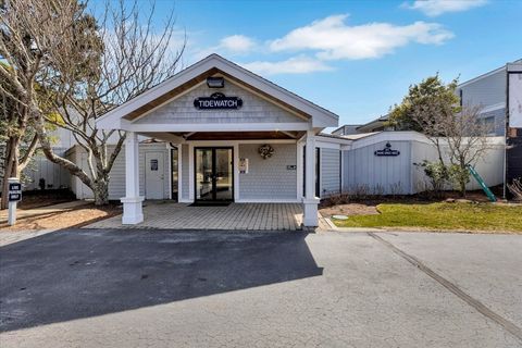 94 Shore Drive 4108 Mashpee MA 02649