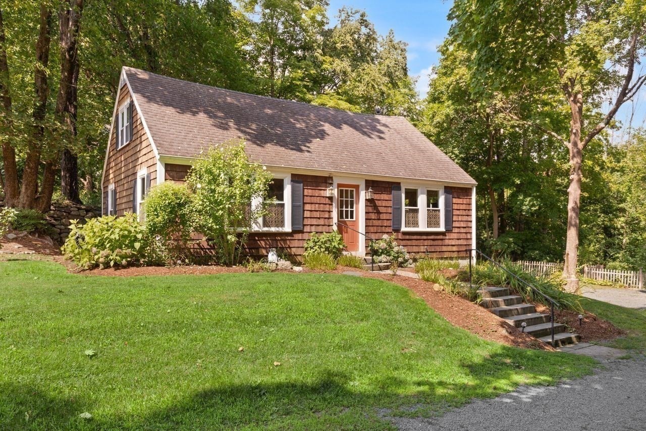 168 Ames St, Sharon, MA, 168 Ames St, Sharon, MA Photo #4