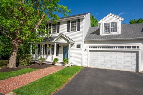 22 Greendale Ave 22 Needham MA 02494