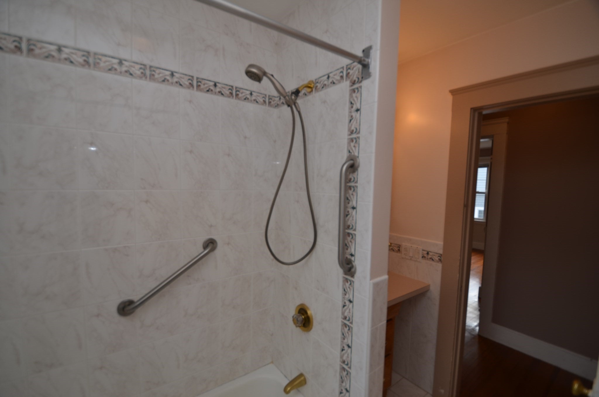 27 Sears Avenue #2, Melrose, MA Photo #14