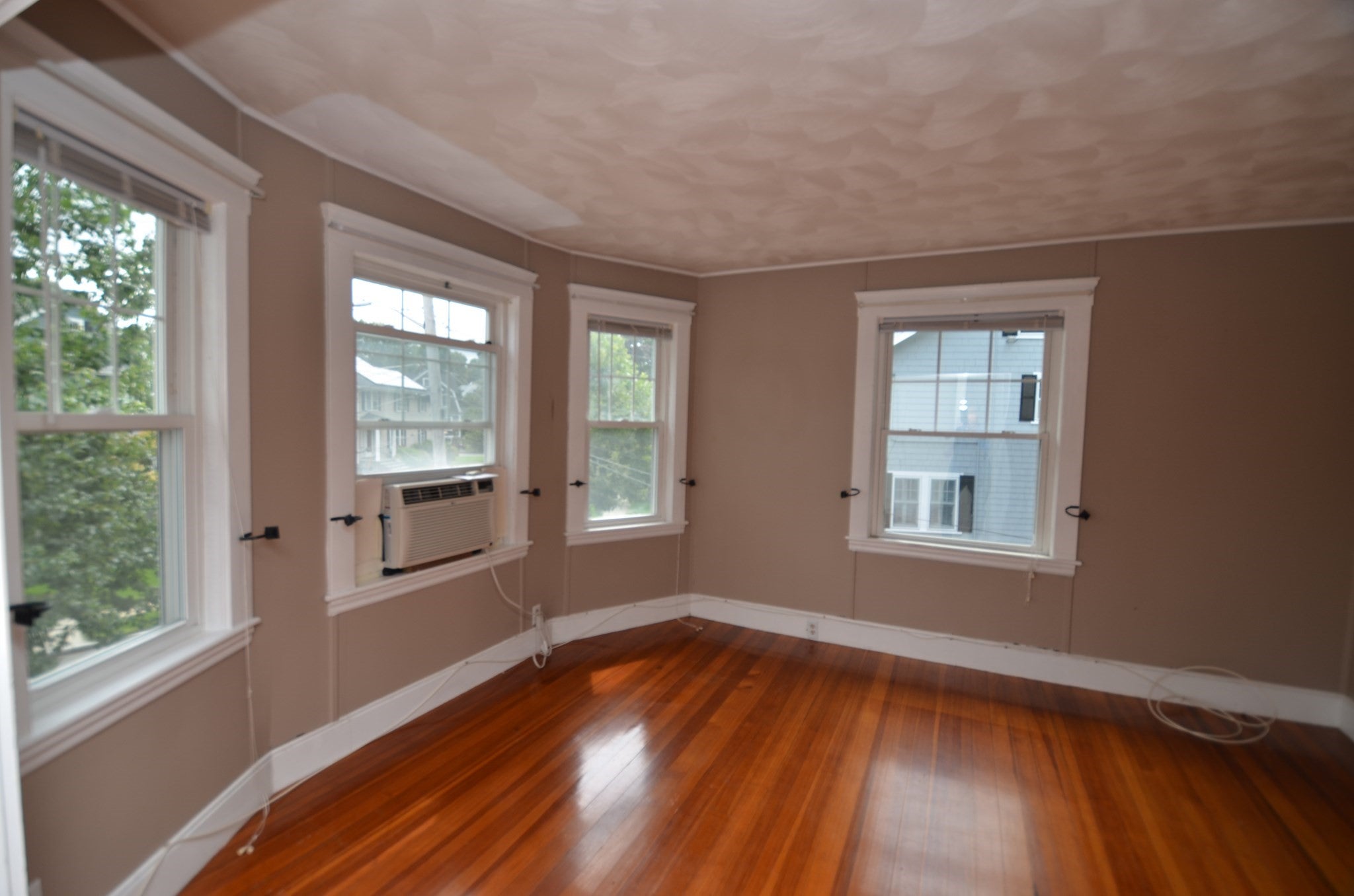 27 Sears Avenue #2, Melrose, MA Photo #3