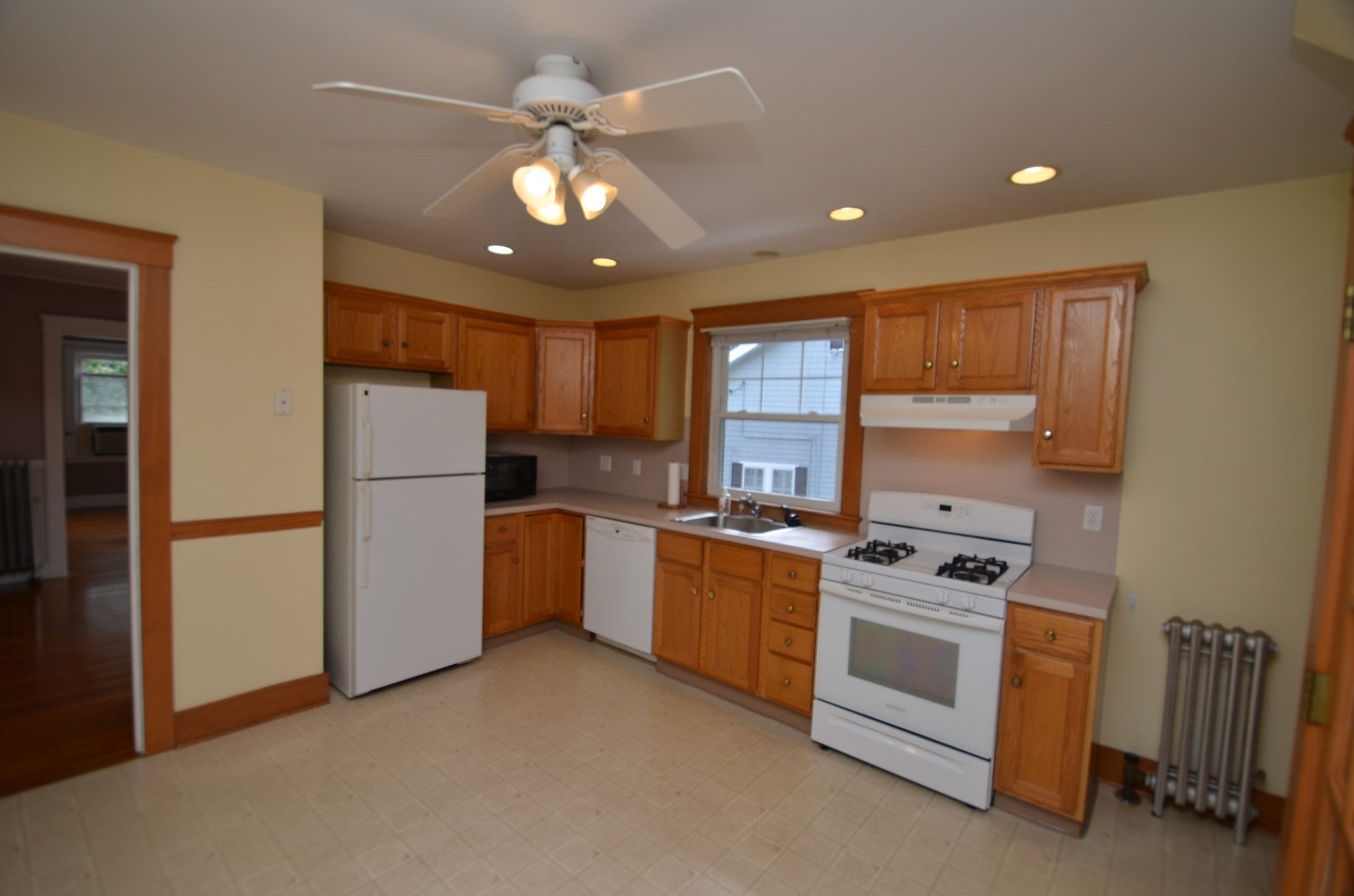 27 Sears Avenue #2, Melrose, MA Photo #9