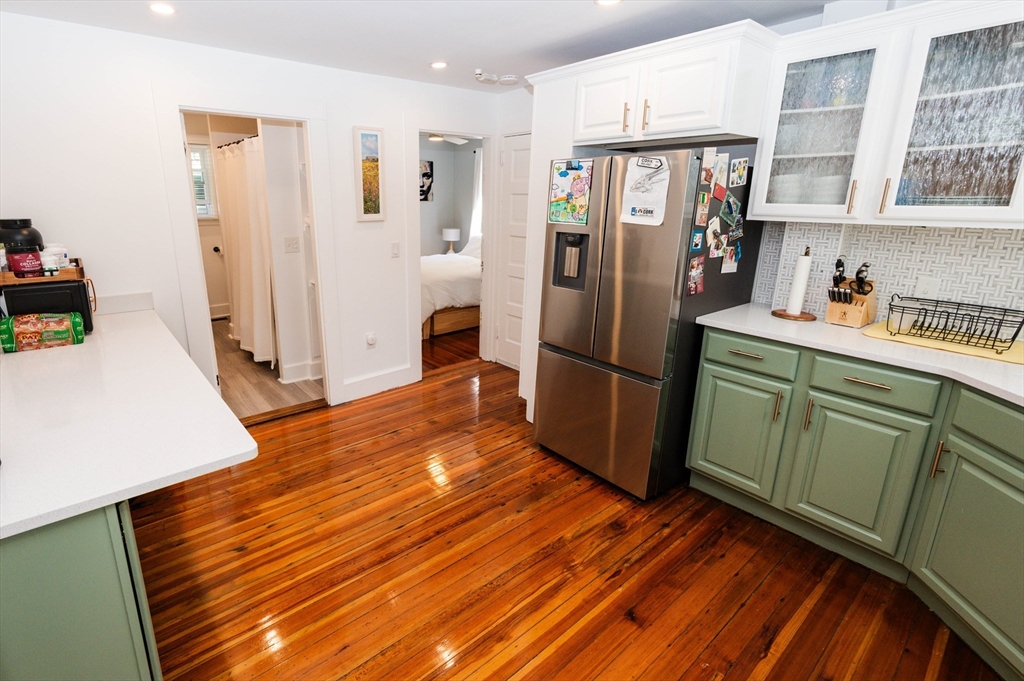 35 Oak ST #1, Plymouth, MA Photo #11