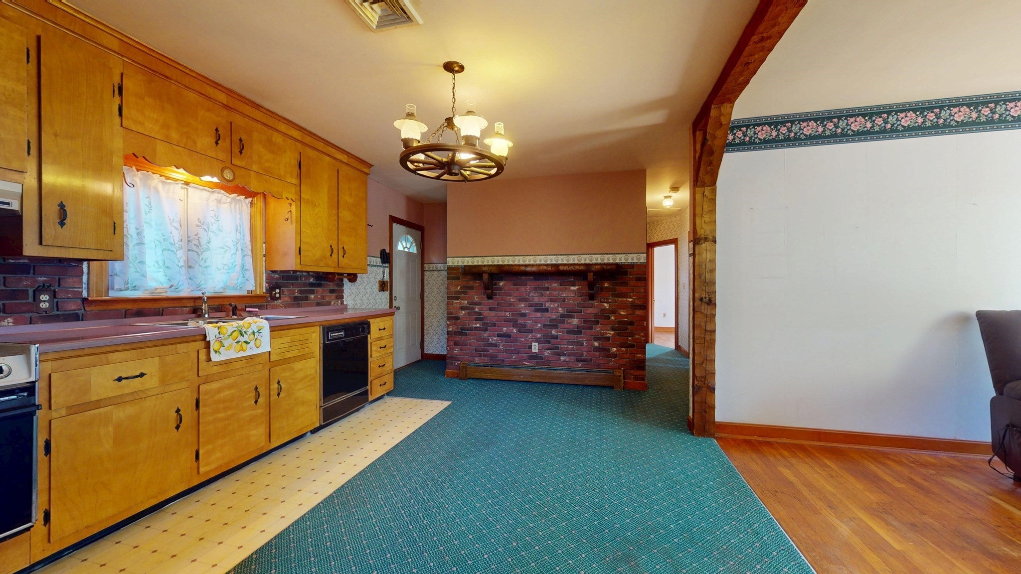 16 Clinton St, Dartmouth, MA, 16 Clinton St, Dartmouth, MA Photo #8