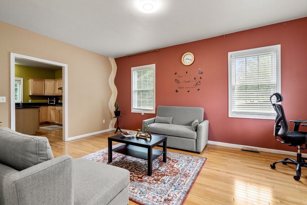 5 Equestrian Lane