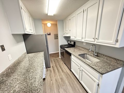 Photo of 14 Shrewsbury Green Dr #D, Shrewsbury, MA 01545 (MLS # 73542091)