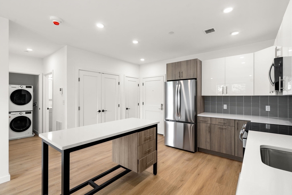 40 Centre St #506, Brookline, MA Photo #6