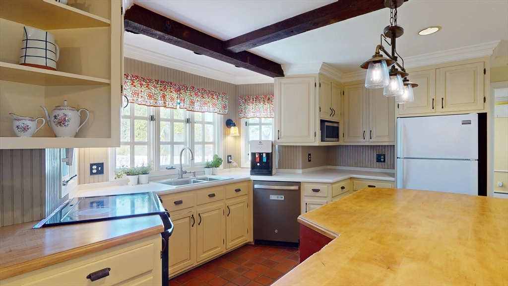 110 Cross St, Andover, MA Photo #15