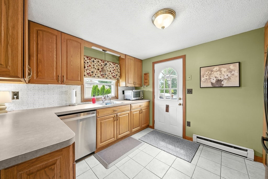 2 Overlook Ave, Haverhill, MA, 2 Overlook Ave, Haverhill, MA Photo #16