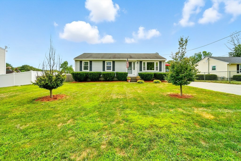 2 Overlook Ave, Haverhill, MA, 2 Overlook Ave, Haverhill, MA Photo #5