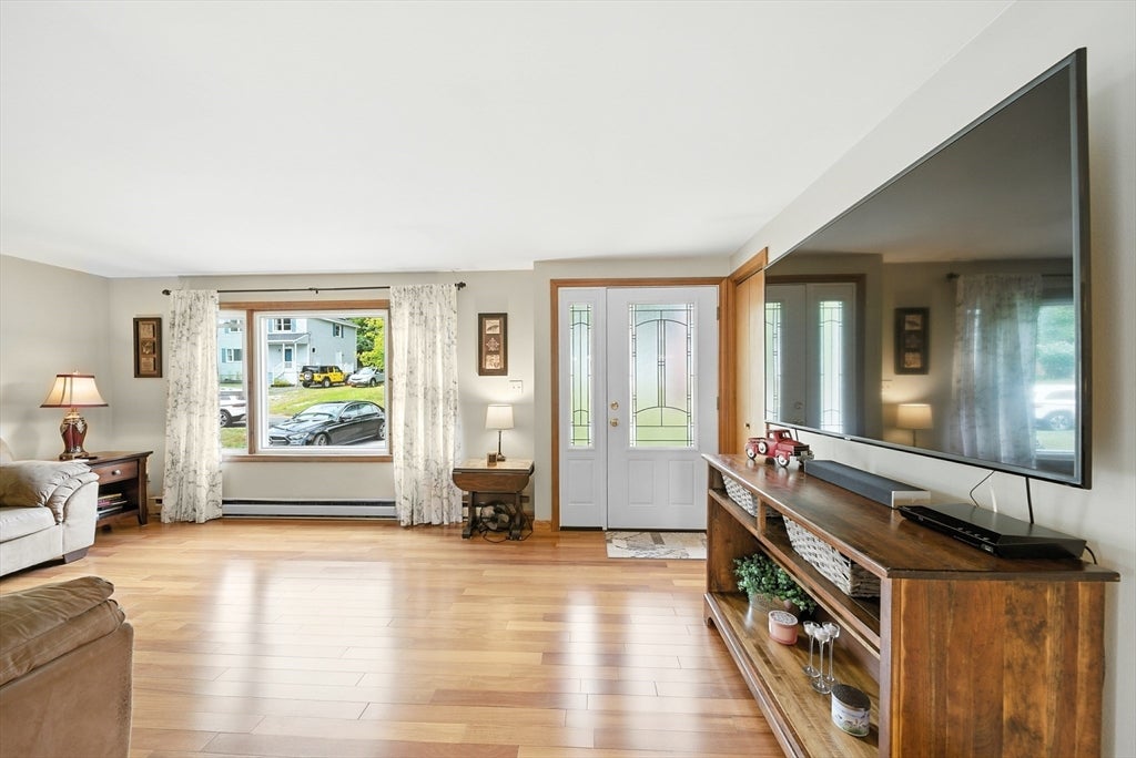 2 Overlook Ave, Haverhill, MA, 2 Overlook Ave, Haverhill, MA Photo #9