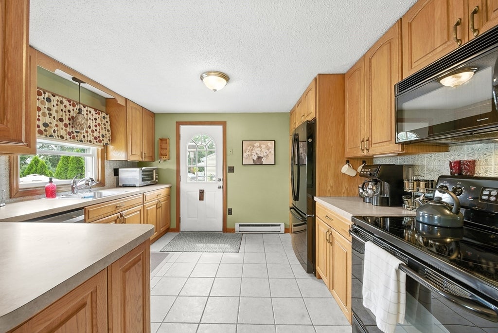 2 Overlook Ave, Haverhill, MA, 2 Overlook Ave, Haverhill, MA Photo #17