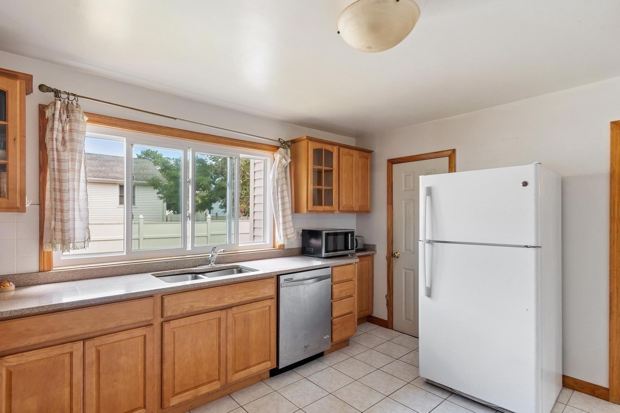 9 Lill Avenue, Newton, MA, 9 Lill Avenue, Newton, MA Photo #8