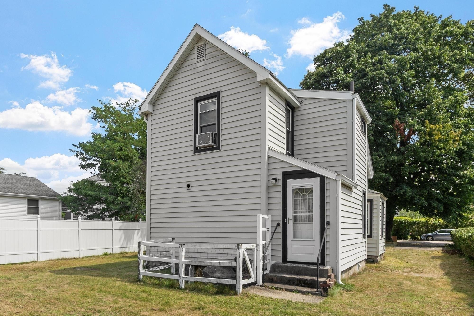9 Lill Avenue, Newton, MA, 9 Lill Avenue, Newton, MA Photo #28