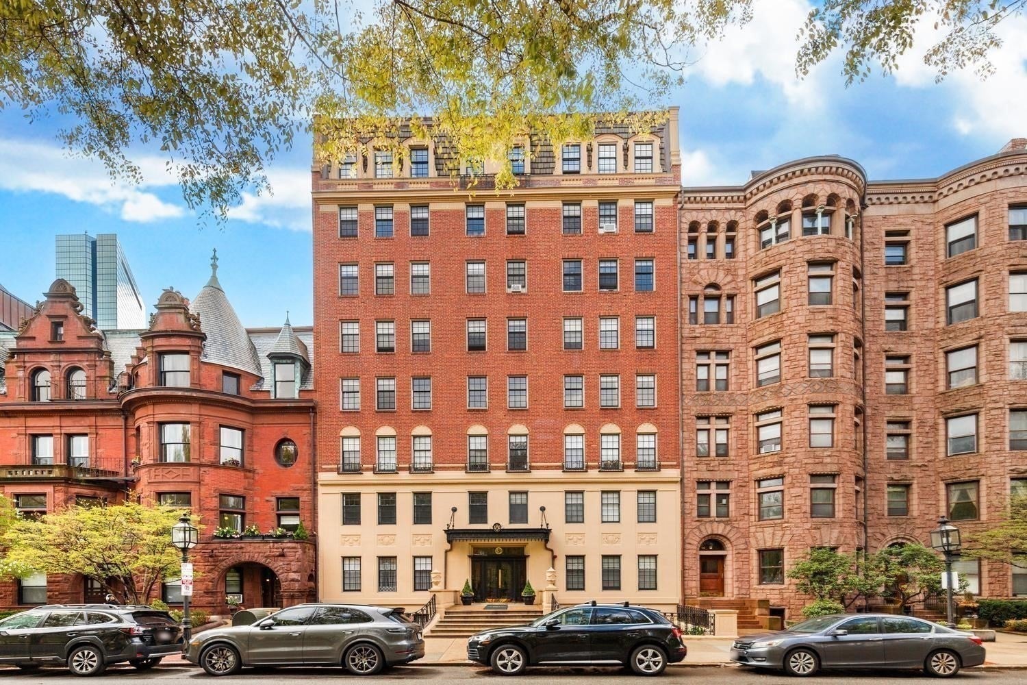 180 Commonwealth Ave