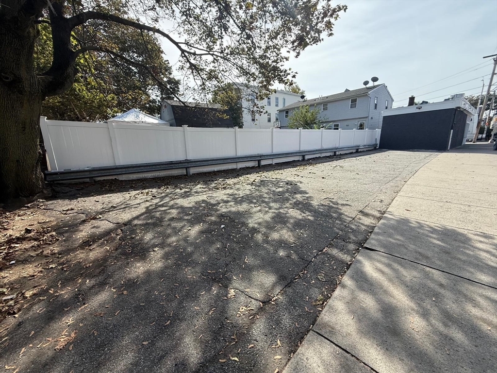 61 Franklin St